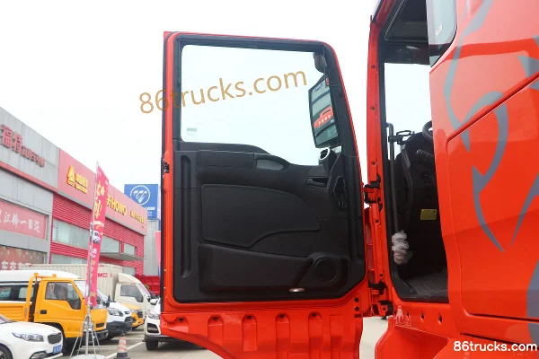 Sinotruk Sitrak C7H Heavy Truck 540 hp 6X4(10 wheels) AMT Automatic Tractor Truck (China VI) Cab (1) | 86Trucks