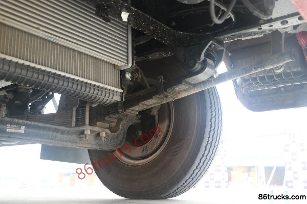 JAC Junling V6 160hp 4X2(6 wheels) 4.22m Single Row Stake Light Truck Chassis (3) | 86Trucks