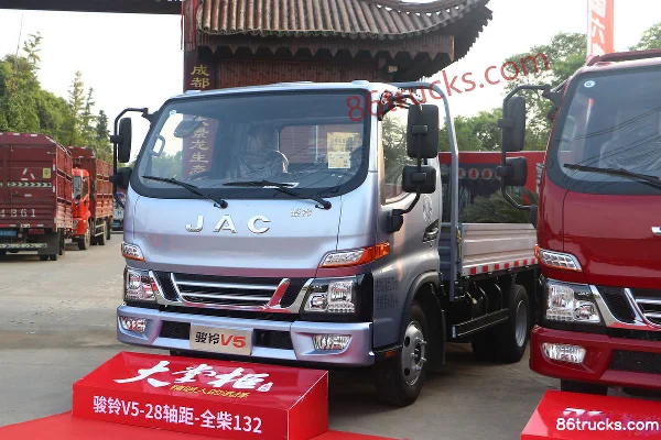 JAC Junling V5 132hp 4X2(6 wheels) 4.22m Single Row Flatbed Light Truck (China VI) Exterior (3) | 86Trucks