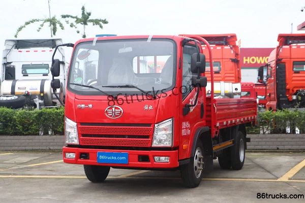 FAW Jiefang HuVR 110 hp 4X2(6 wheels) 3.7m Single Row Flatbed Light Truck Exterior (3) | 86Trucks