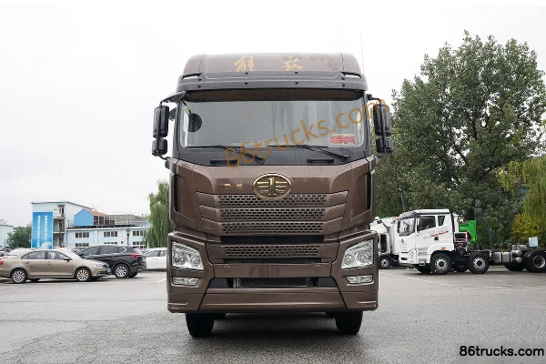 FAW Jiefang Qingdao JH6 Heavy Truck 320hp 6X2(8 wheels) 7.7m Stake Cargo Truck (Axle Ratio 4.444) Exterior (2) | 86Trucks