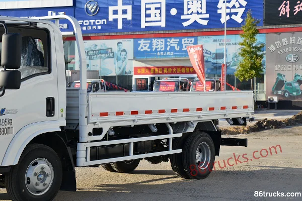 Isuzu M100 120hp 4X2(6 wheels) 4.185m single-row flatbed light truck (China VI) Body (1) | 86Trucks