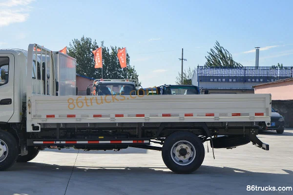 Foton Aoling Jieyun Classic 132 ch 4X2(6 roues) camion léger plateau 4,17 m cabine simple (large) Carrosserie (2) | 86Trucks