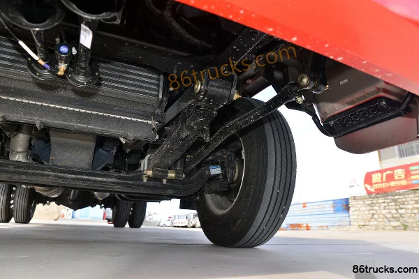 SHACMAN Light Truck Delong K5000 Luxe 130 ch 4X2(6 roues) 4,18 m camion léger plateau à cabine simple avec boîte automatique AMT (China VI)