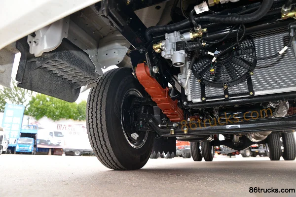 Yuejin Kaituo T100 122 hp 4X2(6 wheels) 3.6m Dump Truck Chassis (2) | 86Trucks