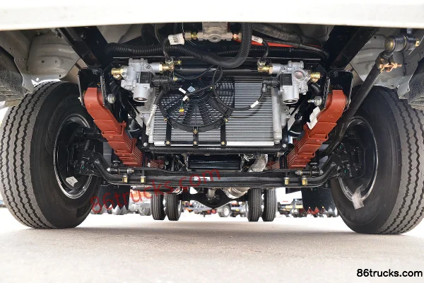Yuejin Kaituo T100 122 hp 4X2(6 wheels) 3.6m Dump Truck Chassis (1) | 86Trucks