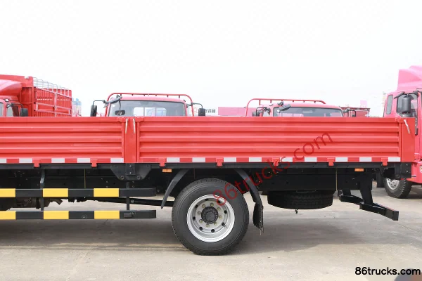Dongfeng Duolika D8 Ruineng 190 hp 4X2(6 wheels) 6.2m Cab-over Chassis Cargo Truck (China VI) Body (1) | 86Trucks