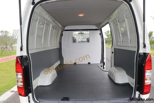 New Gonow Jirui Luxury 2.0L 136 hp 6-Seat Light Bus (China VI) Chassis (2) | 86Trucks