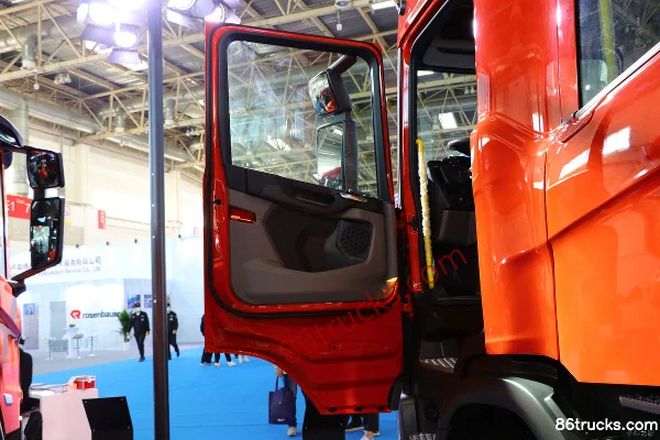 Scania R Series 650 hp 8X4(12 wheels) Large Tonnage Water Tank Fire Truck Chassis (China VI) Cab (1) | 86Trucks