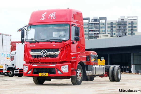 Dongfeng Duolika D9K 220 hp 4X2(6 wheels) 8.6m Van Cargo Truck (Beijing VI) Exterior (3) | 86Trucks