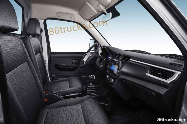 SRM Xinyuan T2S EV 3,1T 3,03 m camion léger fourgon électrique cabine simple 46,36 kWh 4X2(6 roues) (2) | 86Trucks