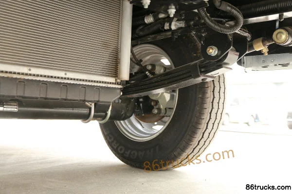 Yuejin Fuxing S80 95 ch 4X2(6 roues) 3,62 m fourgon simple cabine petit camion (China VI) Châssis (3) | 86Trucks