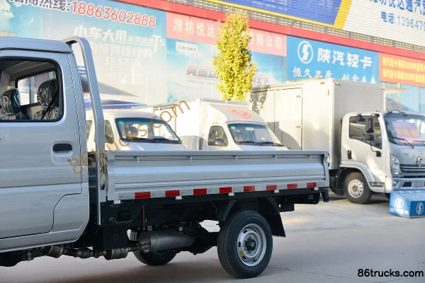 Dongfeng T3 (formerly Xiaobawang W) 1.5L 113 hp 4X2(6 wheels) 2.7m single-row flatbed light truck (China VI) (with A/C) (single rear tire) B