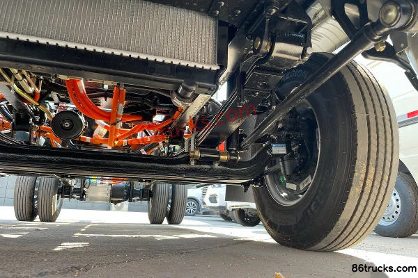 SHACMAN Light Truck Delong K3000 4.18m Pure Electric Van Cargo Truck 98.04kWh 4X2(6 wheels) Chassis (3) | 86Trucks