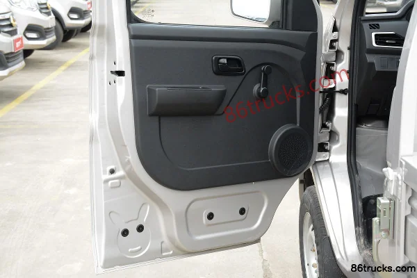 Changan Kuayue Wang X1 1.3L Gasoline 91 hp 4X2(6 wheels) 2.6 meters Single Row Flatbed Micro Truck (Single Rear Wheel) (China VI) Cab (3)