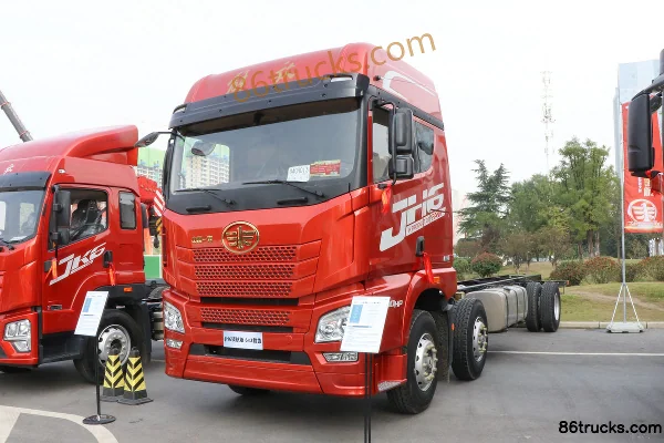 FAW Jiefang Qingdao JH6 Heavy Truck Leading Edition 2.0 290 hp 6X2(8 wheels) 9.5 m Stake Truck (China VI) (435 Rear Axle) Exterior (3) | 86T