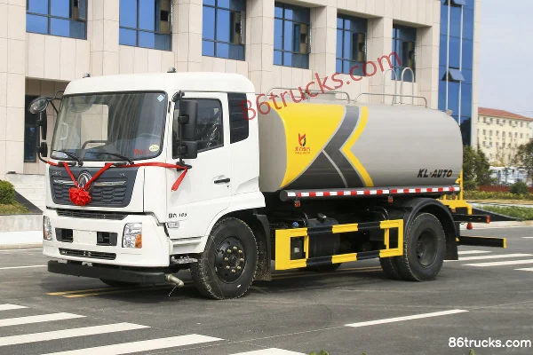 Dongfeng Commercial Vehicle Tianjin VR 195 hp 4X2(6 wheels) Green Sprinkler Truck (Dali brand) Exterior (3) | 86Trucks
