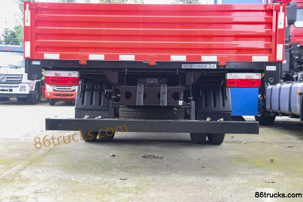 Dongfeng Duolika D8 150 hp 4X2(6 wheels) 5.6m Single Row Flatbed Cargo Truck Body (3) | 86Trucks