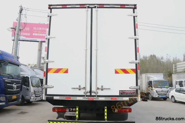 Foton Auman GTL Heavy Truck 290hp 6X2(8 wheels) 8m Refrigerated Truck (China VI) Body (1) | 86Trucks