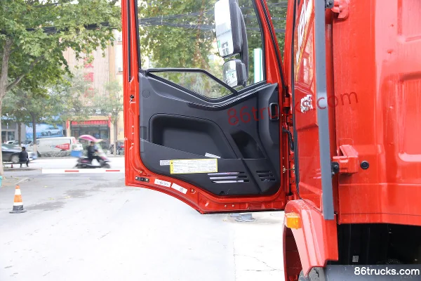 FAW Jiefang J6L Medium Truck Elite Edition 220hp 4X2(6 wheels) 7.8m Van Cargo Truck (China VI) (High Roof) (Axle Ratio 4.875) Cab (3) | 86Tr