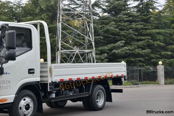 JAC Shuailing Q3 130 hp 4X2(6 wheels) 4.18m single-row stake truck (China VI) Body (1) | 86Trucks