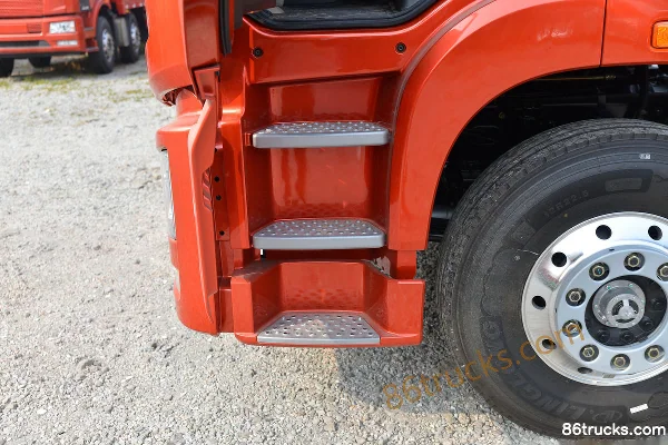 FAW Jiefang Qingdao JH6 Heavy Truck Excellence Edition 2.0 430 hp 6X4(10 wheels) Dangerous Goods Tractor Truck (FAW 12-Speed) Cab (3) | 86Tr