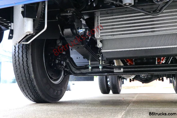 JAC Weiling K5 Super Value Edition 137hp 4X2(6 wheels) 4.18m Single Row Flatbed Light Truck Chassis (2) | 86Trucks
