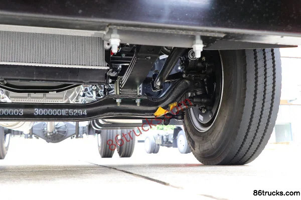 JAC Weiling K6 160 hp 4X2(6 wheels) 3.82m semi-sleeper van light truck (China VI) (Ankang) Chassis (3) | 86Trucks