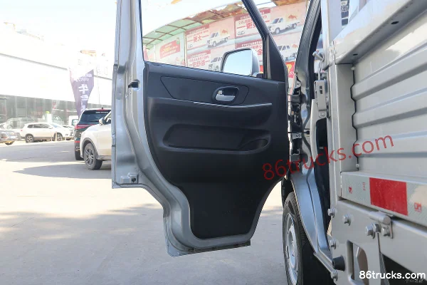 Dongfeng C51 2021 Standard 1.6L 122hp 4X2(6 wheels) Gasoline 3.2m Single Row Flatbed Mini Truck (China VI) Cab (3) | 86Trucks