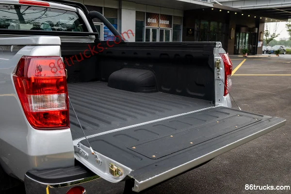 Fujian Qiteng Long 7 Youth Edition 163hp 4x2(6 wheels) Standard Wheelbase Double Row Pickup (China VI) Body (2) | 86Trucks