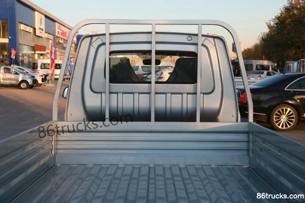 Ankai Xingka L2 Series 1.6L Basic 122 hp 4X2(6 wheels) Gasoline 2.52m Double Row Stake Light Truck (China VI) Body (1) | 86Trucks