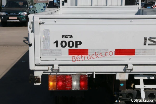 Qingling Isuzu M100 120hp 4X2(6 wheels) 4.205m Single Row Flatbed Light Truck (China VI) Body (2) | 86Trucks