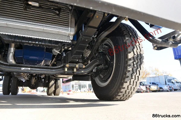 Feidi V3 série 190 ch 4X2(6 roues) camion porteur à ridelles 5,76 m (China VI) Châssis (3) | 86Trucks