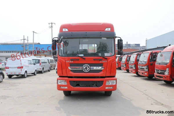 Dongfeng Duolika D9 200 hp 4X2(6 wheels) green sprinkler truck (high roof) (China VI) Exterior