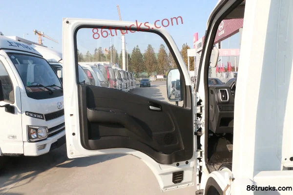 Yuejin Fuxing S80 1.5L 113 hp 4X2(6 wheels) Gasoline 3.65m Single Row Flatbed Light Truck (China VI) Cab (1) | 86Trucks