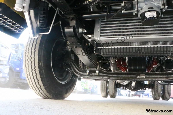 Yuejin Fuxing S100Plus 115 hp 4X2(6 wheels) 2.65m Double Row Flatbed Light Truck (China VI) Chassis (2) | 86Trucks