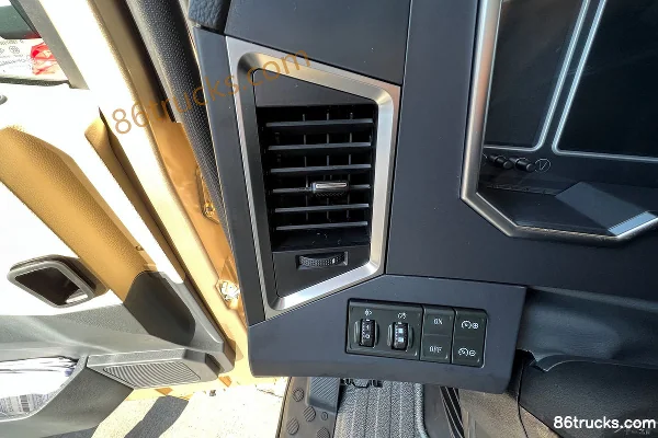 Union Truck U⁺510 Heavy Truck Gold Edition 510hp 6X4(10 wheels) Tractor Truck (China VI) Cab (2) | 86Trucks