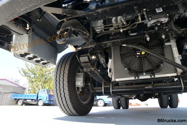 Yuejin Fuyun S80 95 hp 4X2(6 wheels) 3.05m Dump Truck (China VI) Chassis (2) | 86Trucks