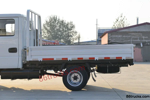 Yuejin Fuxing S80 1.5L 113hp 4X2(6 wheels) Gasoline 3.05m Double Row Panel Mini Truck (China VI) Body (2) | 86Trucks