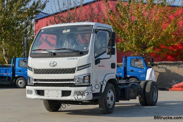 Yuejin Fuxing S100V 132hp 4X2(6 wheels) 4.05m single-row flatbed light truck (air brake) Exterior (3) | 86Trucks