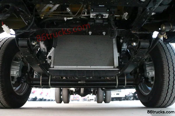 Yuejin Fuxing S80 133 ch 4X2(6 roues) 2,65 m camion plateau double cabine (China VI) Châssis (1) | 86Trucks