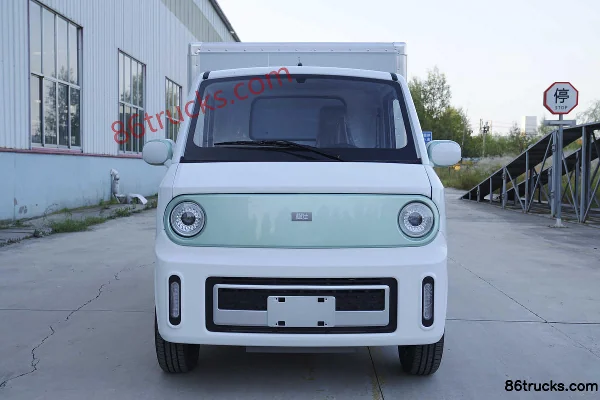 Chengshi X2 2.3m Electric Van Micro Truck 10.36kWh 4X2(6 wheels) Exterior