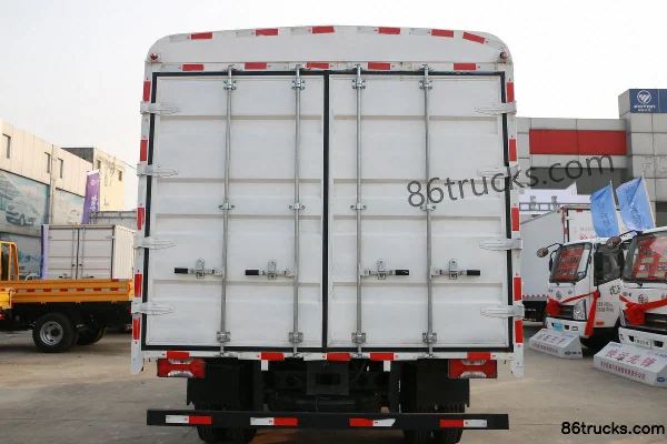 Yuejin Chaoyun H500 156 hp 4X2(6 wheels) 4.2m Single Row Cage Light Truck Body (2) | 86Trucks