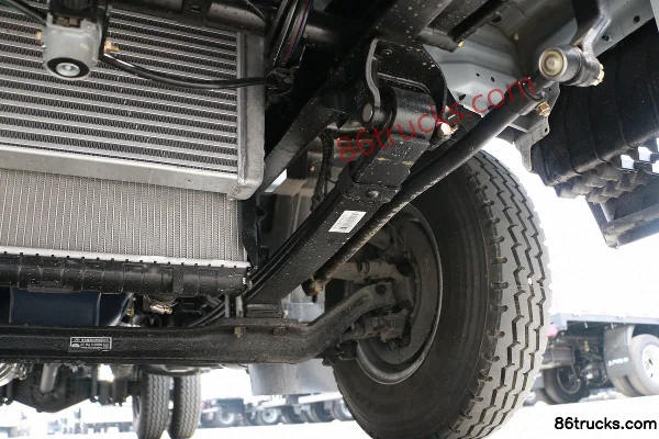 FAW Jiefang Hu VH 160hp 4X2(6 wheels) 4.16m single-row flatbed light truck Chassis (3) | 86Trucks