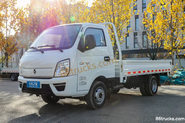 Tangjun Ouling V5 Series 122 hp 4X2(6 wheels) 4.005m Single Row Flatbed Light Truck (China VI) Exterior (3) | 86Trucks