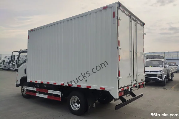 Dongfeng T19 4.5T 4.13m Single Row Pure Electric Van Light Truck 106.95kWh 4X2(6 wheels) Exterior (3) | 86Trucks