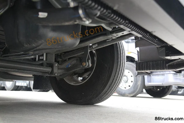 Sinotruk HOWO TH7 poids lourd 460 ch 4X2(6 roues) tracteur routier AMT automatique (China VI) Châssis (3) | 86Trucks