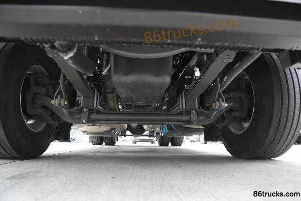 Sinotruk HOWO TH7 poids lourd 460 ch 4X2(6 roues) tracteur routier AMT automatique (China VI) Châssis (1) | 86Trucks