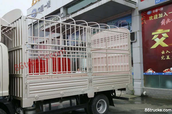 FAW Jiefang Lingtu 160 hp 4X2(6 wheels) 4.16m Single Row Van Light Truck (China VI) Body (2) | 86Trucks