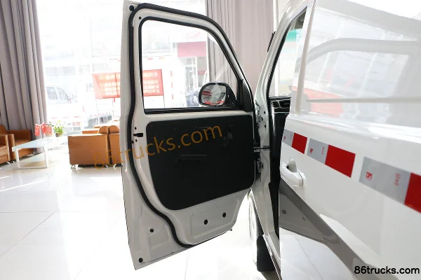 Jinbei Xiaohaishi X30 2021 Edition Fortune Type 102 hp 1.5L 2-seat enclosed cargo van (China VI) Cabine (1) | 86Trucks